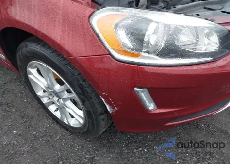 2015 Volvo Xc60 T5 Premier from USA, damaged, VIN YV440MDK1F2658358